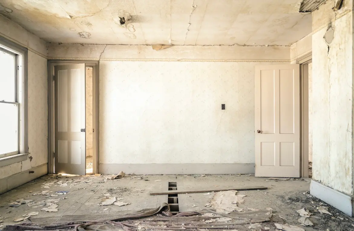 Waste disposal crew managing a cleanout project in Sartell